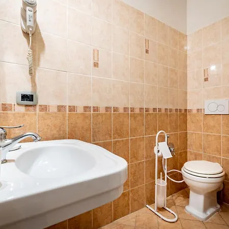 Bed & Breakfast Maison Pitti *