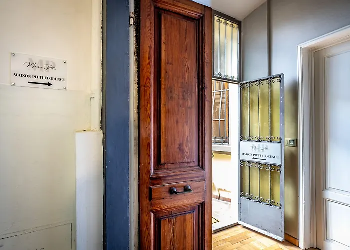Maison Pitti Florens