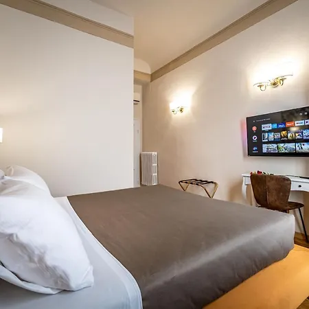 Maison Pitti Bed & Breakfast *