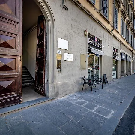 Maison Pitti Bed & Breakfast *