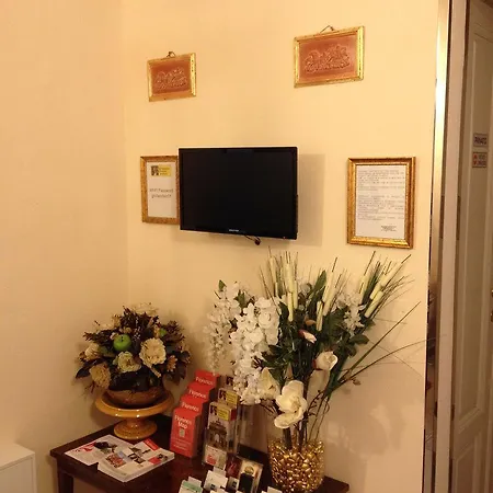 Maison Pitti Bed & Breakfast *